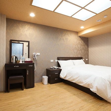 Hsin Fang Hotel Тайбэй Экстерьер фото